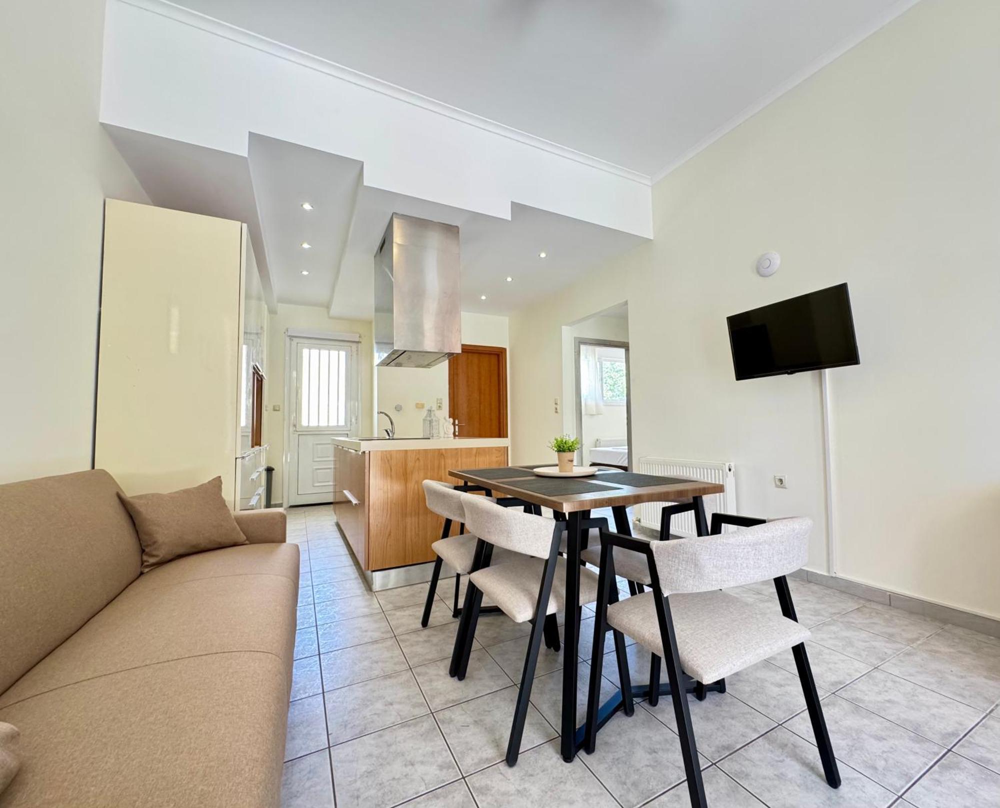 Spacious & Cozy Apartment, With Big Yard, In Kos Buitenkant foto